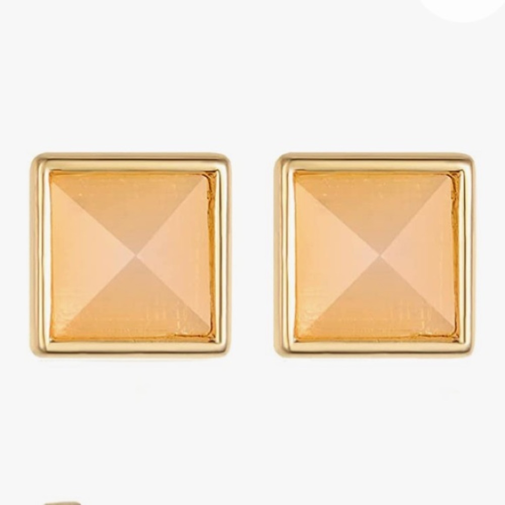 New- never worn Kevia Everyday earrings